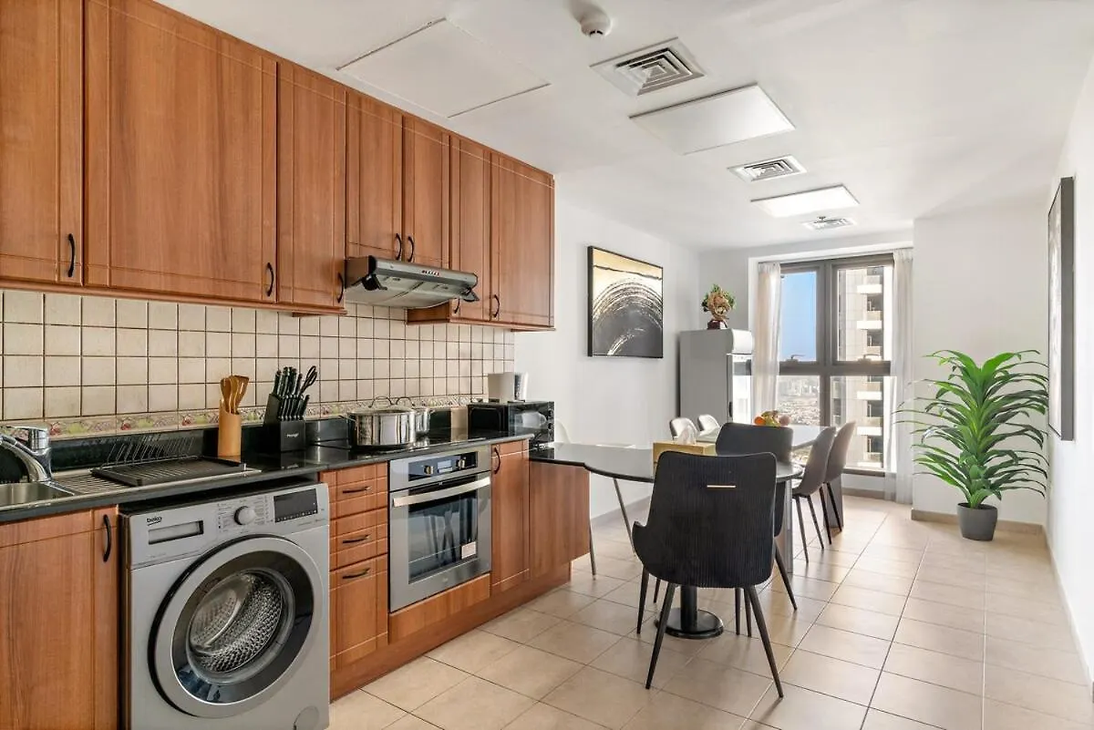 First Class 2Br High-Rise Elegance Dubai Apartment