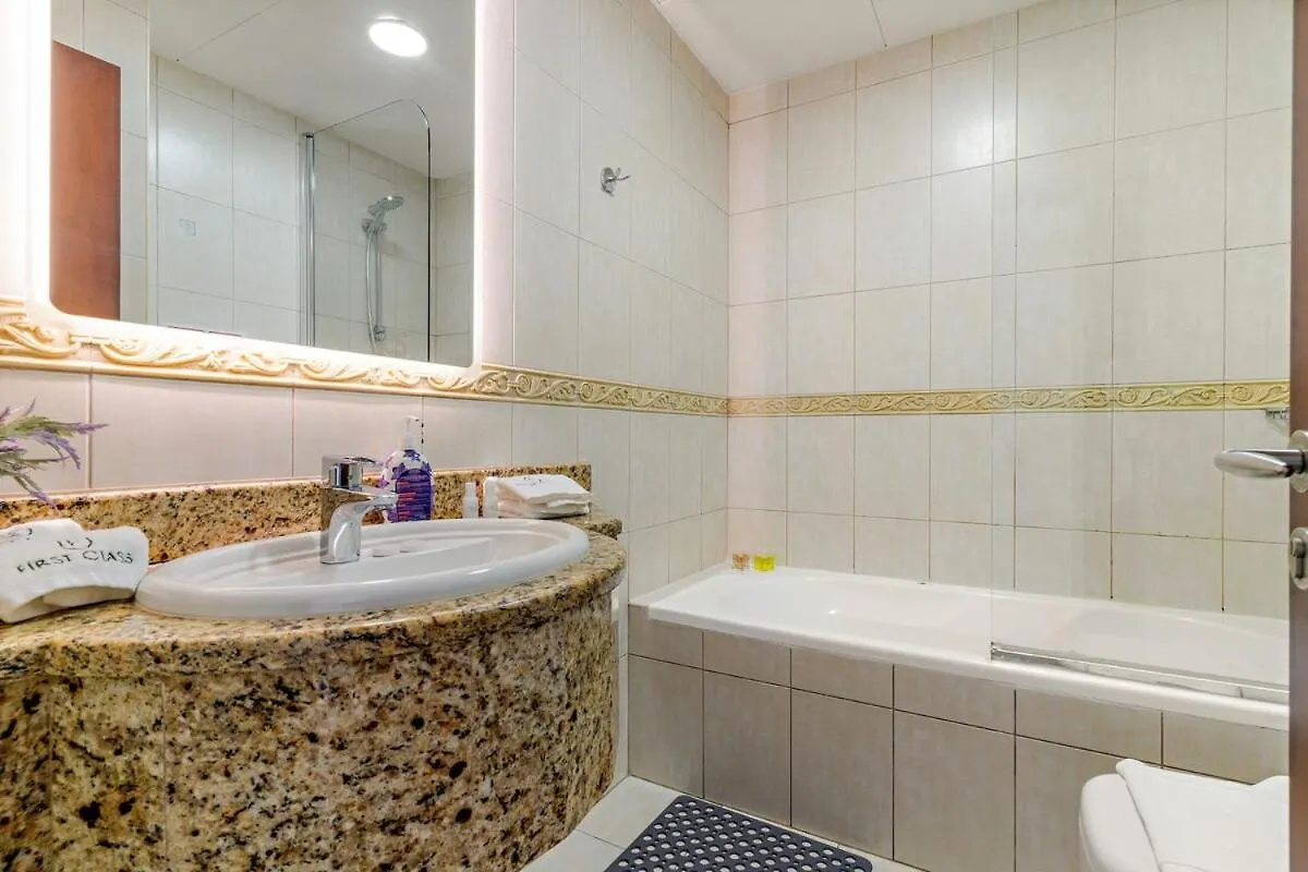 Apartment First Class 2Br High-Rise Elegance Dubai