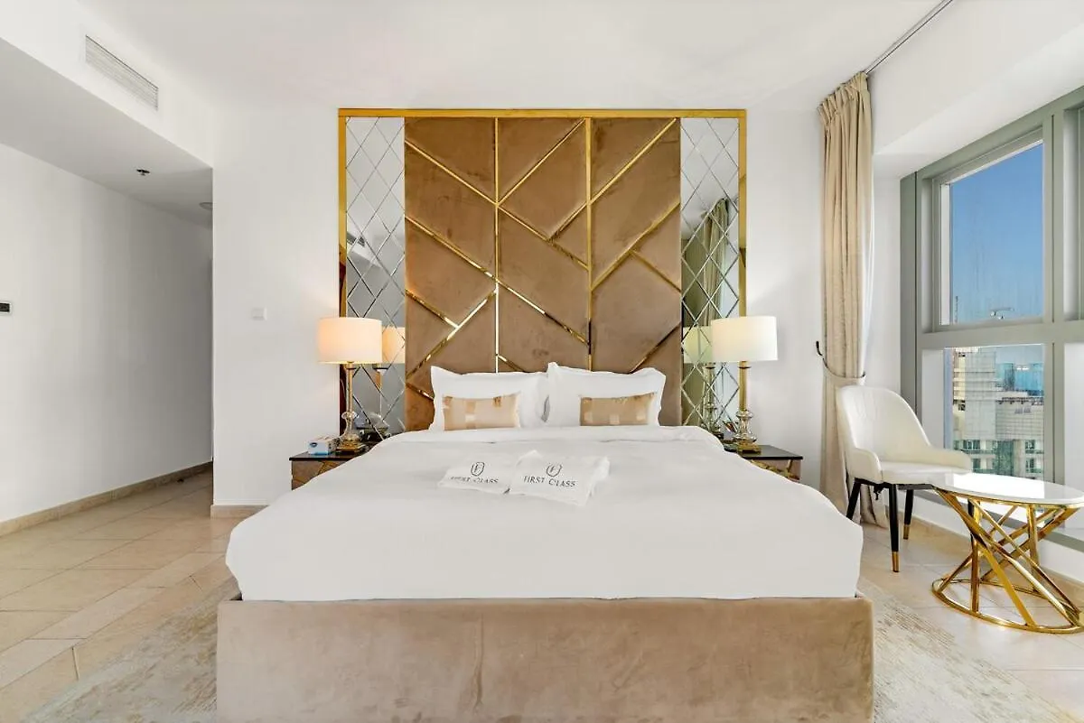 First Class 2Br High-Rise Elegance Dubai 0*,